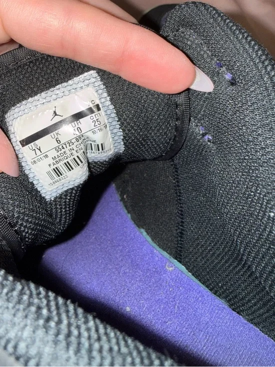 Nike Air Jordan 1 Mid Black Dark Concord Purple Sneakers Shoes 7Y Men’s 7 - Picture 9 of 12